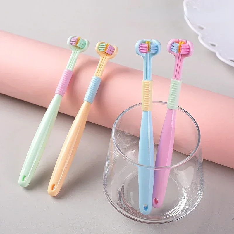 360 °   Czyszczenie zębów akce – Teeth Whitening Brush recenzja i cena